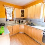 Holiday home One Bedroom With Terrace And Garden *