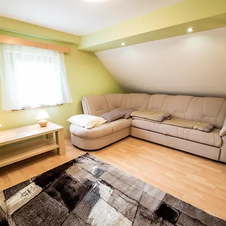 Ferienhaus One Bedroom With Terrace And Garden Krška Vas