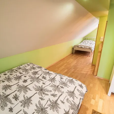 One Bedroom With Terrace And Garden Dom wakacyjny