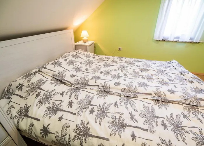 One Bedroom With Terrace And Garden Dom wakacyjny Krška Vas