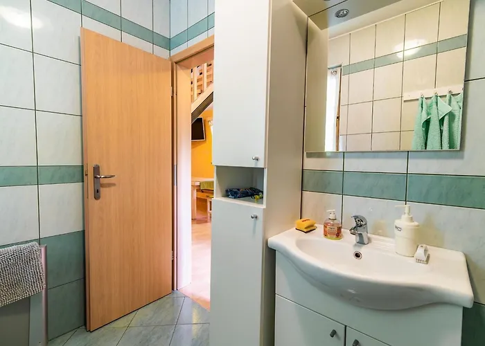 One Bedroom With Terrace And Garden Dom wakacyjny *