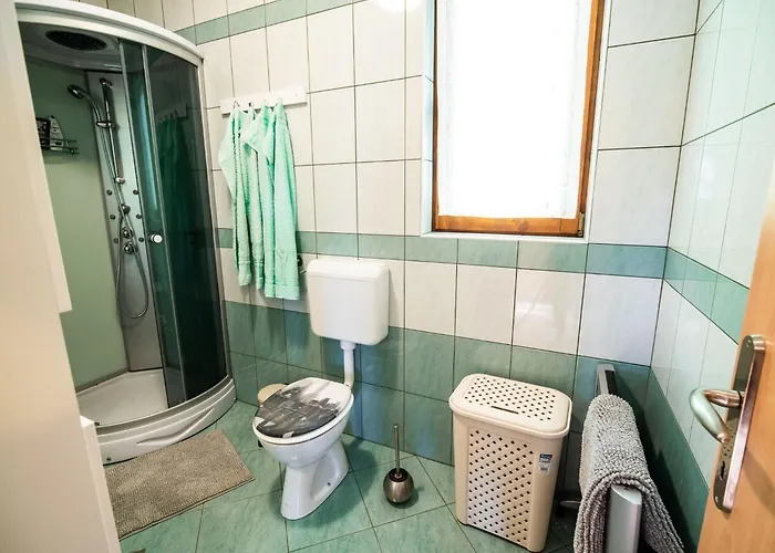 One Bedroom With Terrace And Garden Dom wakacyjny *